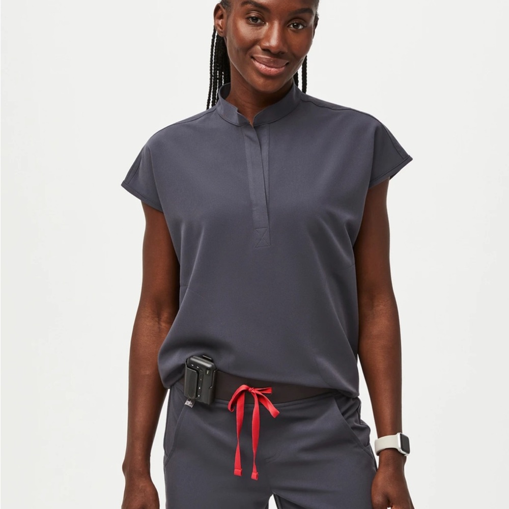 Figs Charcoal Rafaela Oversized Scrub Top